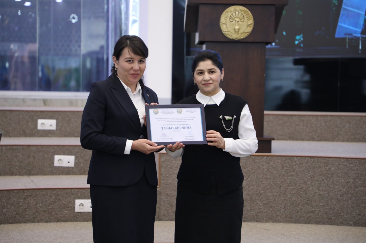 mualliflik huquqi bilan himoyalangan porno soxta Onlayn jinsiy aloqada bolgan kelinlarning porno videolari