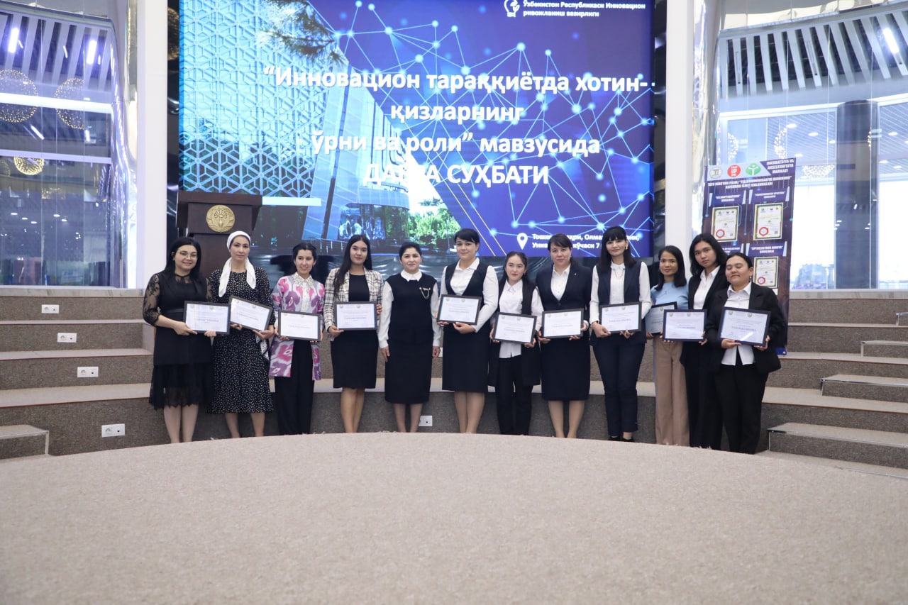 Jojalarning katta kokrak fotosuratlari Moylovli fohishalar